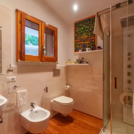 Βίλα La Margiola - Amazing Location Portobello
