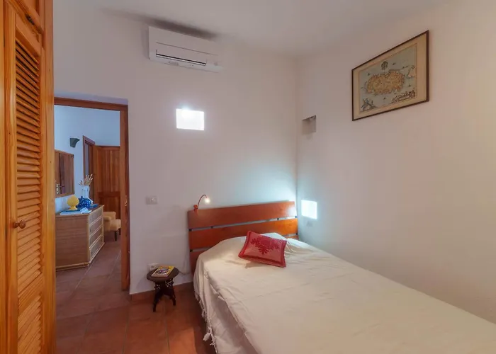 La Margiola - Amazing Location Villa Portobello